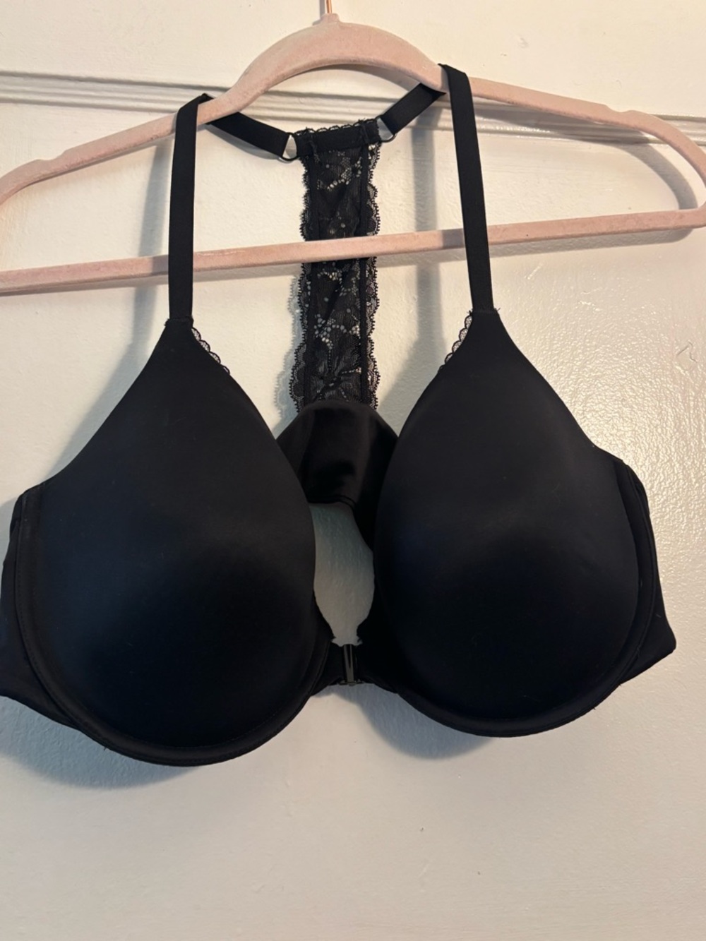 Victoria's Secret Black Lace Racerback T-Shirt Bra